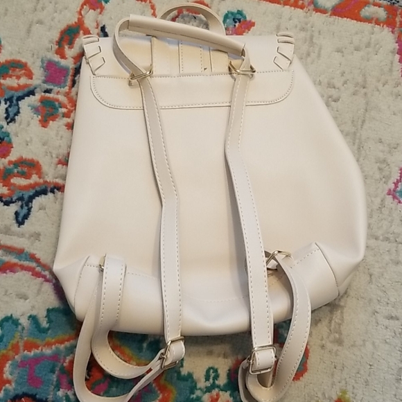 Cream + Gold Backpack - Picture 2 of 7